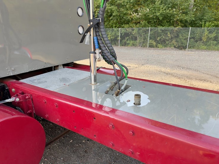 2002-kenworth-w900-image-22