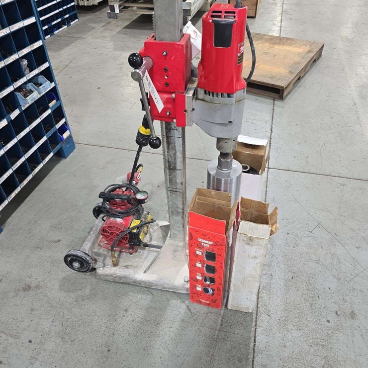 Milwaukee Dymodrill Heavy Duty Diamond Core Concrete Drill Rig Motor, drills 2-10'', with 4 bits, 110 plug in, adjustable height,