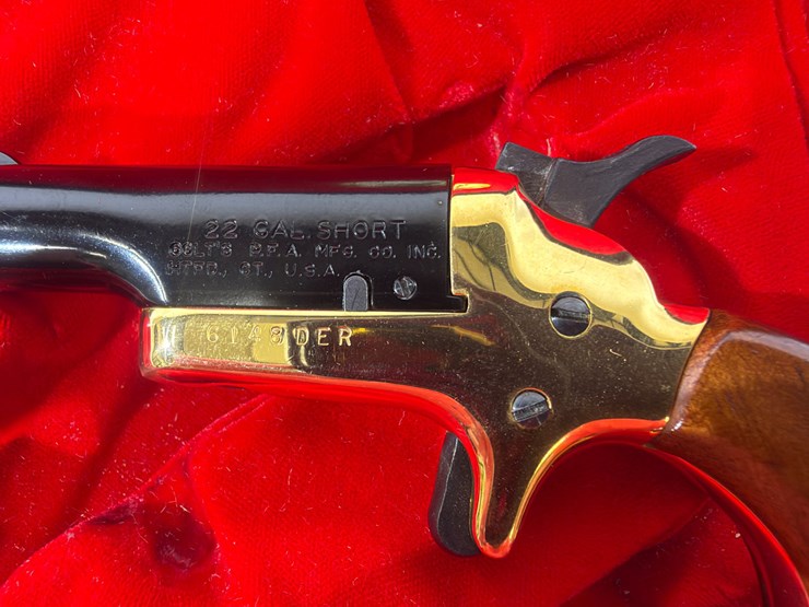 #24-•-set-of-colt-lord-derringer-pistols-image-12