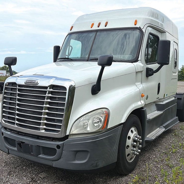 2014 FREIGHTLINER CASCADIA 125