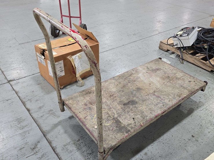 roll-around-steel-cart-on-casters-image-3