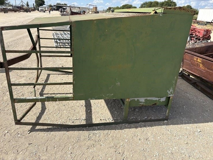 l2---calf-creep-feeder-image-2