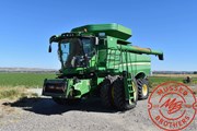 JOHN DEERE S670
