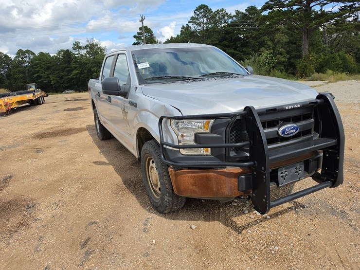 2016-ford-f150-image-18