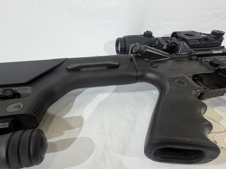 #11-•-bushmaster-xm15-e2s-rifle-image-54