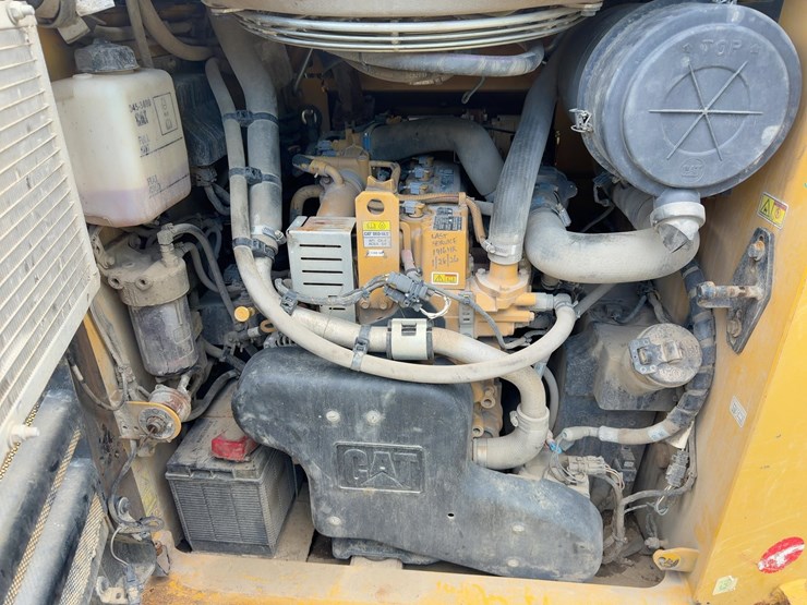 2018-caterpillar-289d-image-18