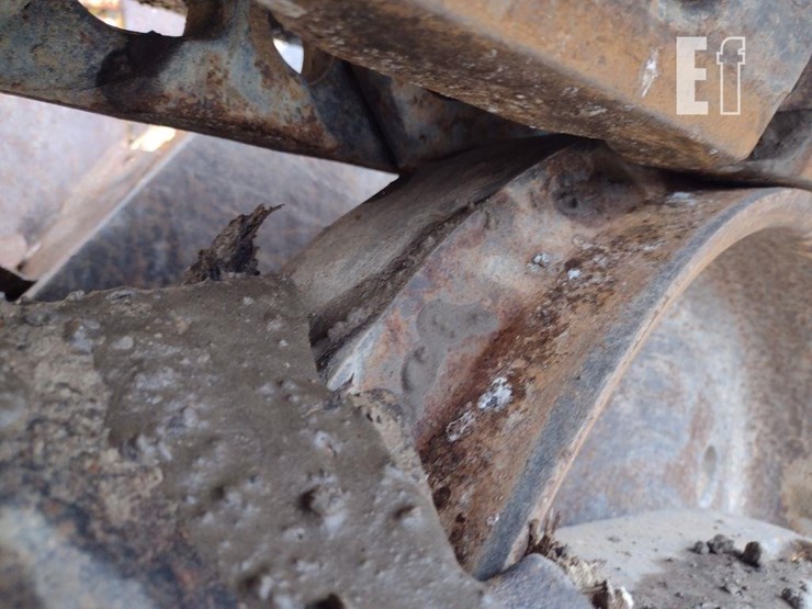 komatsu-d61ex-15e0-image-30