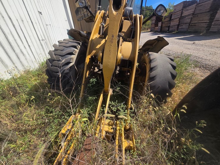 2015-caterpillar-914k-image-35
