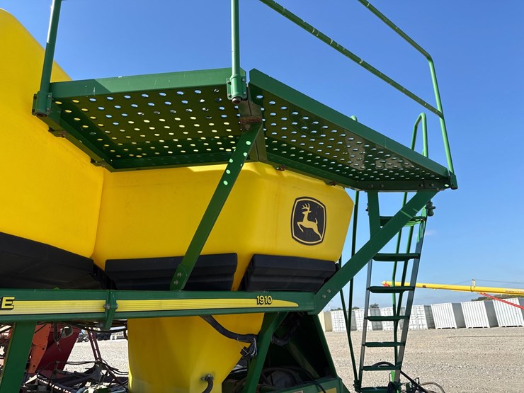 john-deere-1890-image-23
