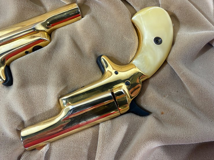 #23-•-set-of-colt-lady-derringer-pistols-image-6