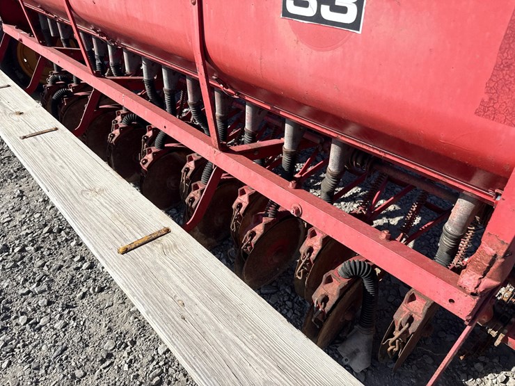 massey-ferguson-33-image-14