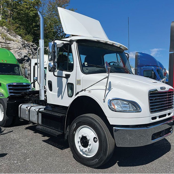 2021 FREIGHTLINER M2 106