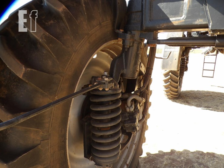 2017-case-ih-patriot-3340-image-16