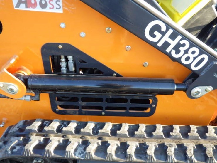 2026-aboss-gh380-skid-steer-tracked-loader-image-7