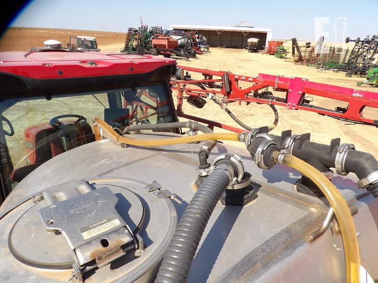 2017-case-ih-patriot-3340-image-48