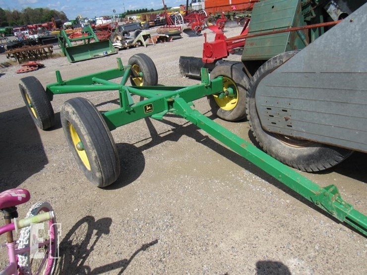 john-deere-1065-image-1