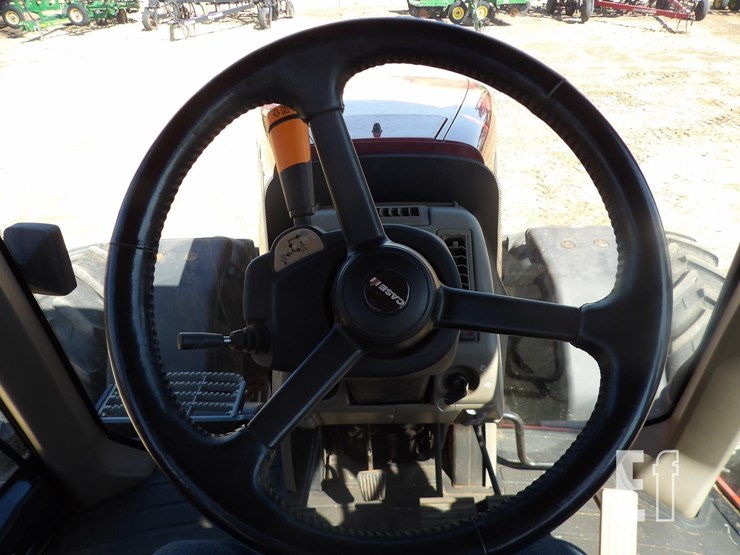 2014-case-ih-magnum-290-image-38