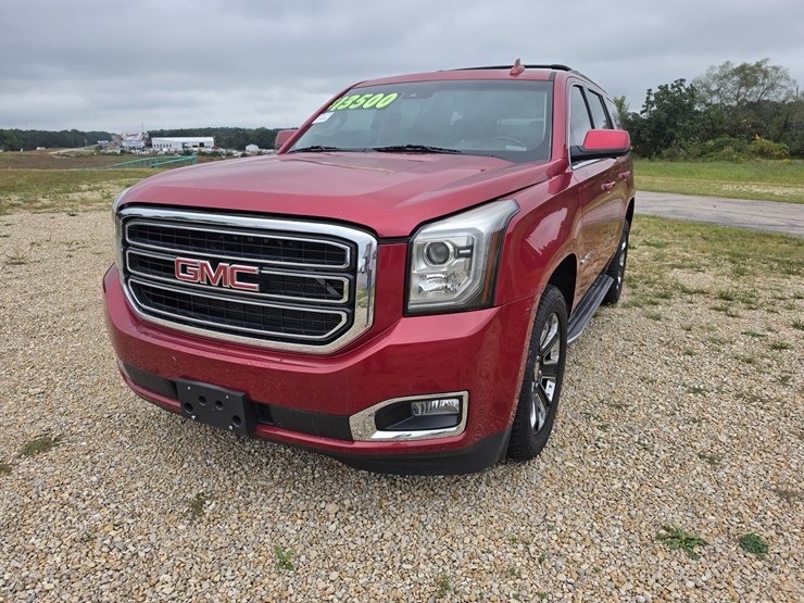 2015-gmc-yukon-image-1