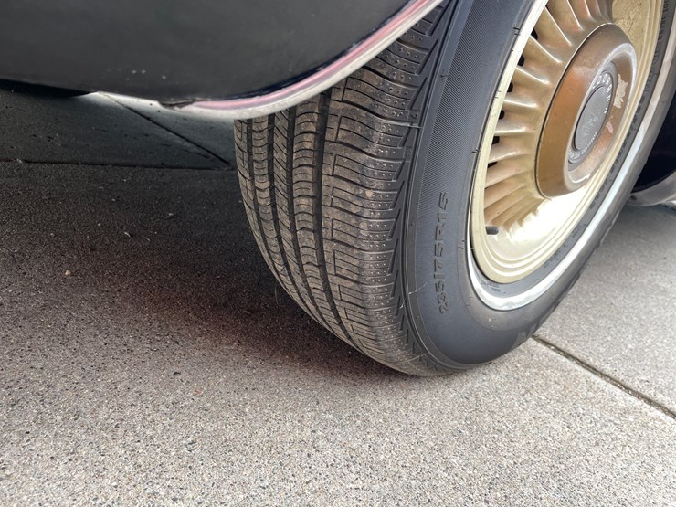 #9072-•-1956-cadillac-eldorado-seville-(has-mn-title)-(hutchinson,-mn)-image-12