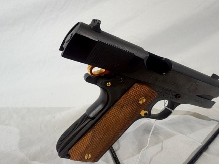 #17-•-springfield-armory-fi-brazil-1911-pistol-image-34