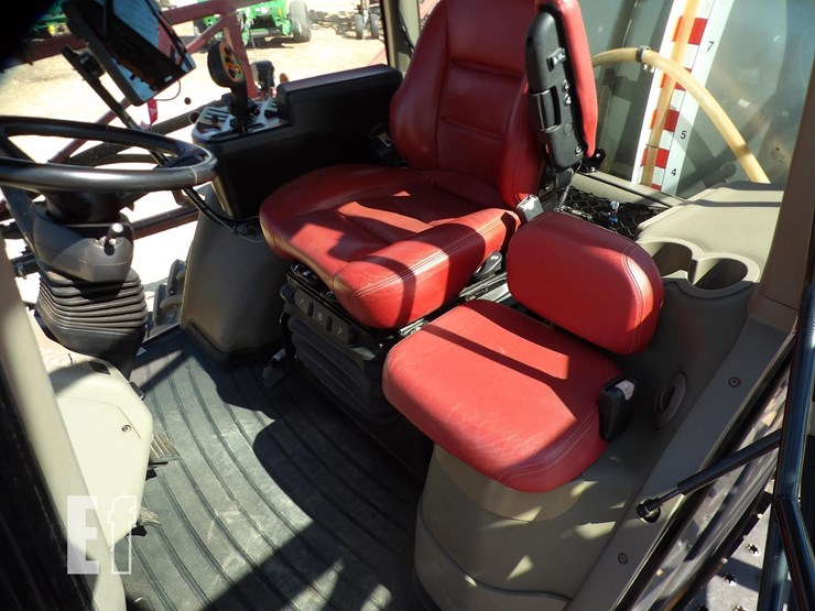 2017-case-ih-patriot-3340-image-30