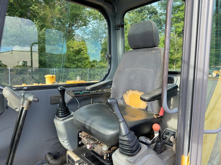 2008-volvo-ec55b-image-27