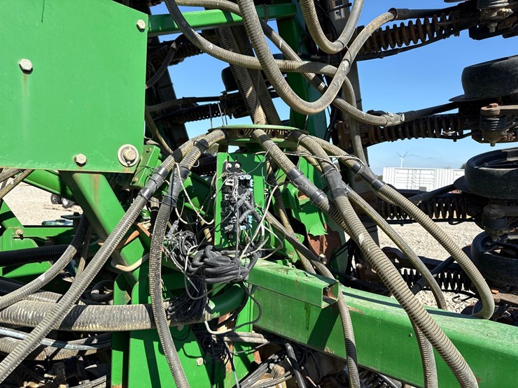 john-deere-1890-image-13