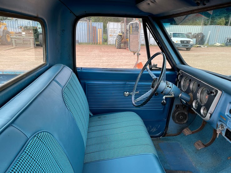1967-chevrolet-c10-image-71