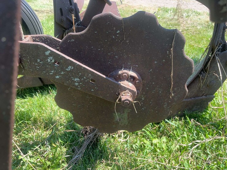 john-deere-14-image-9