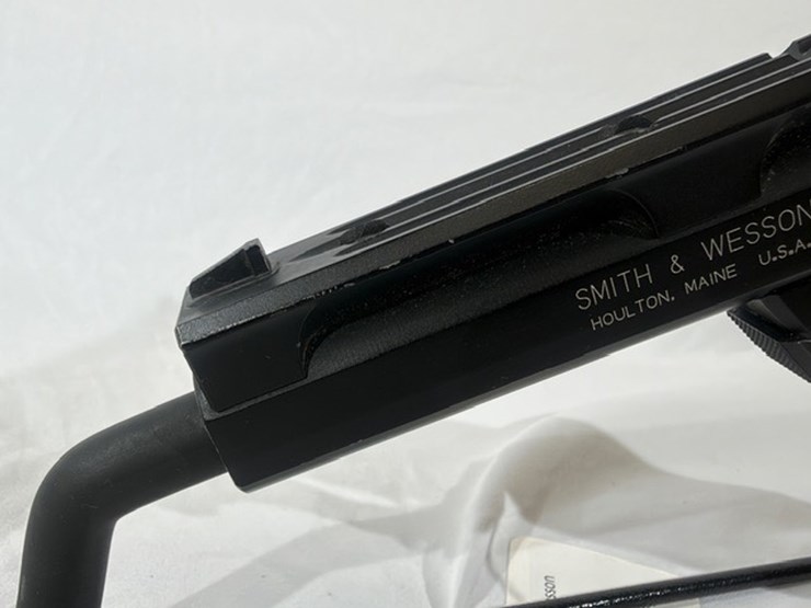 #16-•-smith-&-weson-22a-pistol-image-11