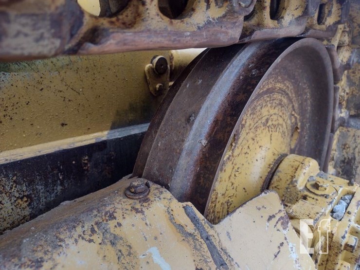 1995-caterpillar-d3c-xl-iii-image-25