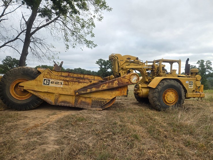 caterpillar-621-image-12