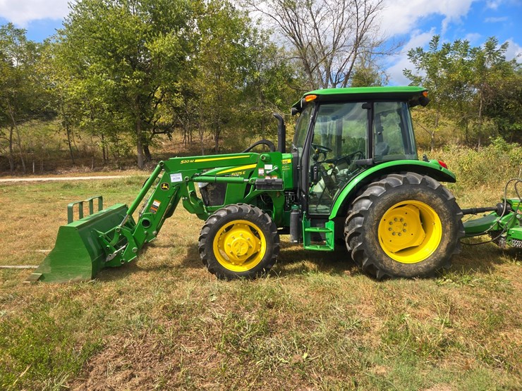 2023-john-deere-fc12e-image-5