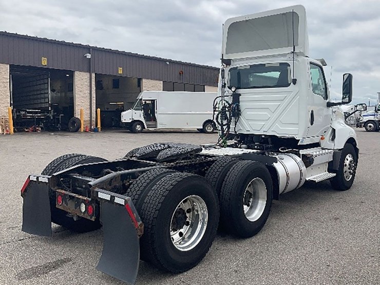 2019-international-lt-image-2