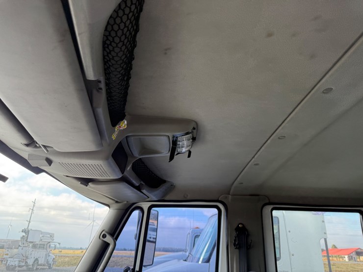2013-international-durastar-4300-image-117