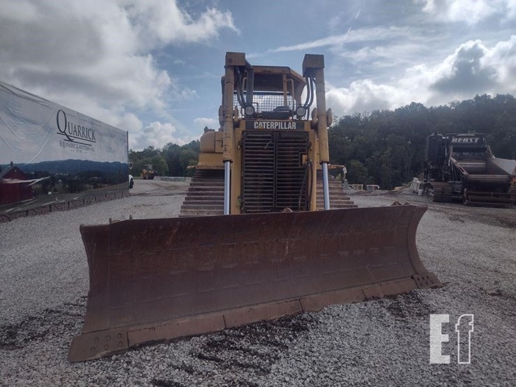 caterpillar-d6r-image-2