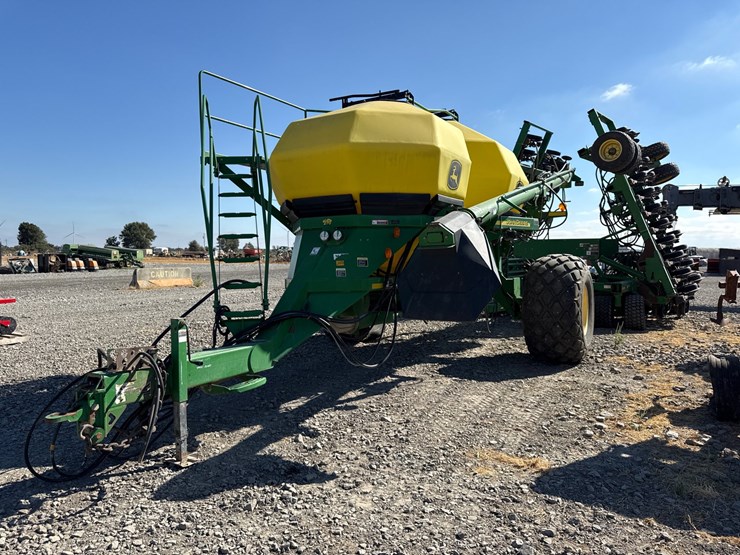 john-deere-1890-image-1