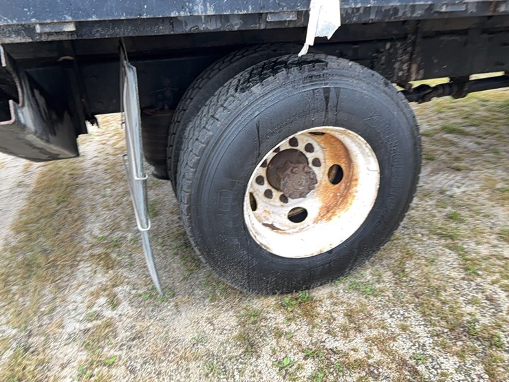 2016-international-durastar-4300-image-6