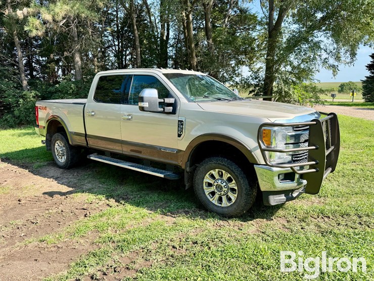 2017-ford-f350-image-3