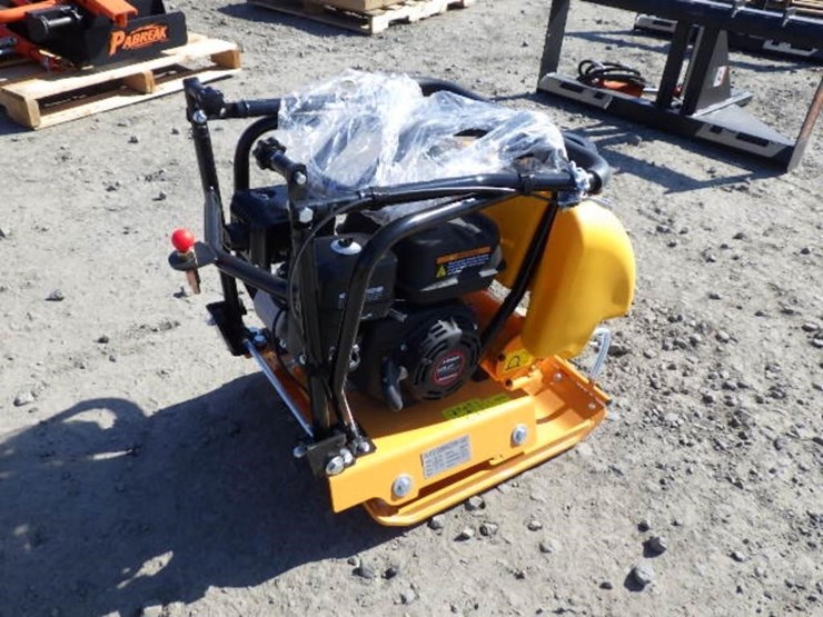 c80t-plate-compactor-image-3