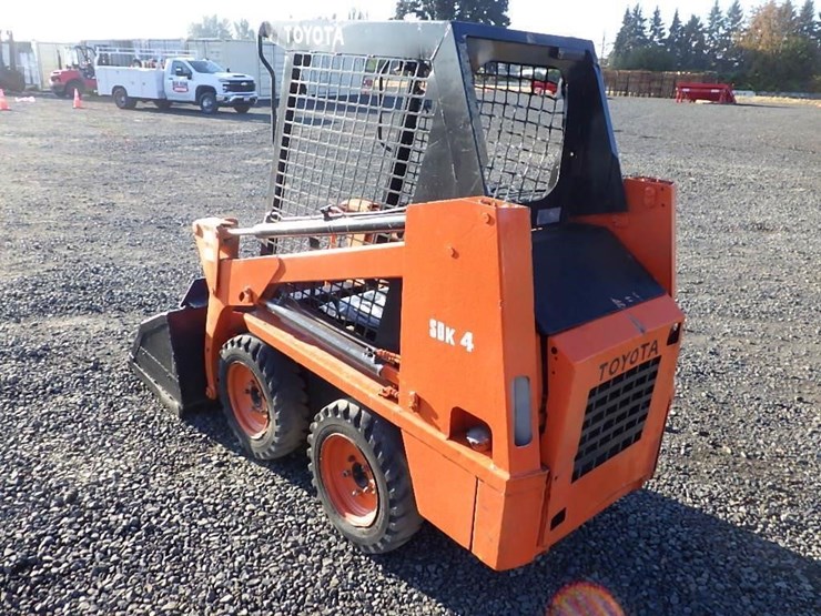 toyota-3sdk-skid-steer-loader-image-3