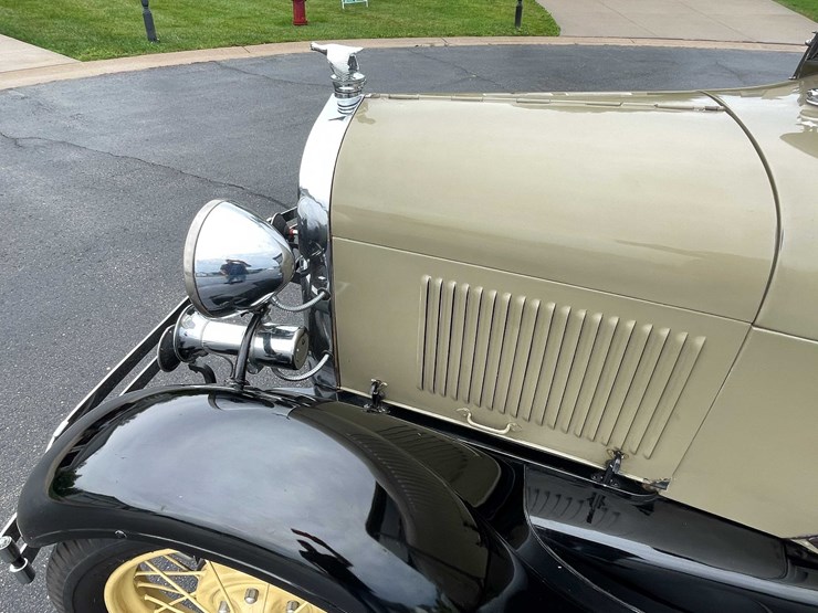 1928-ford-model-a-image-11