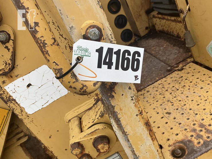 1994-caterpillar-939-image-21