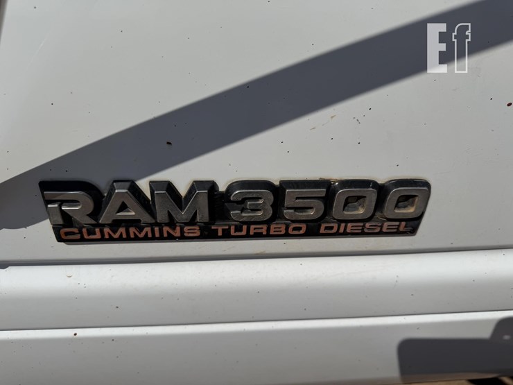 1997-dodge-3500-image-17