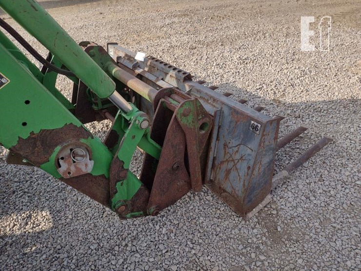 john-deere-6210-image-21