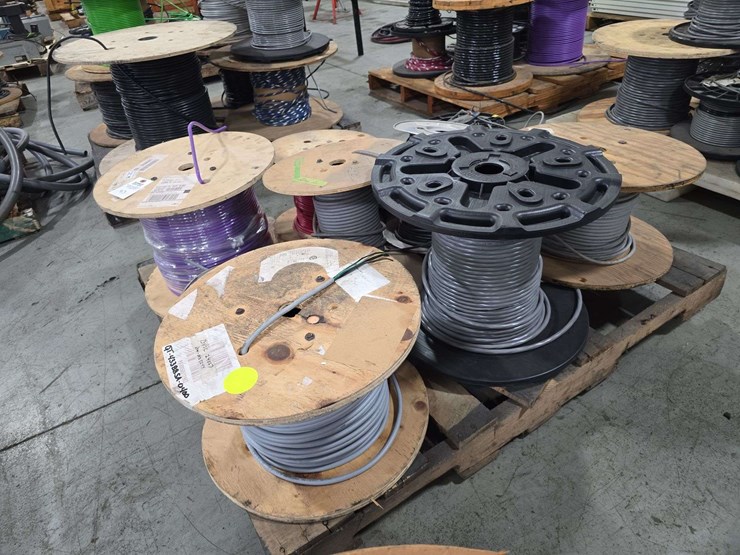 pallet-of-smaller-residential-wire,-phone-wire,-cable,,-modbd-plus,-22-awg,-and-misc-image-4
