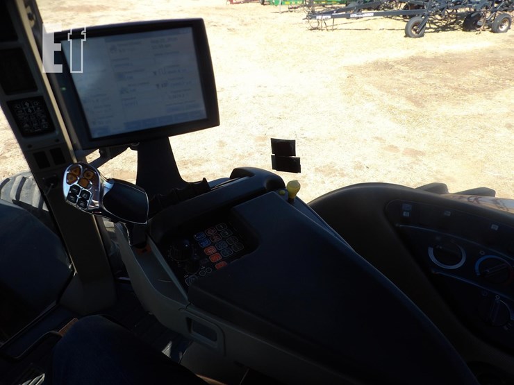 2014-case-ih-magnum-290-image-33