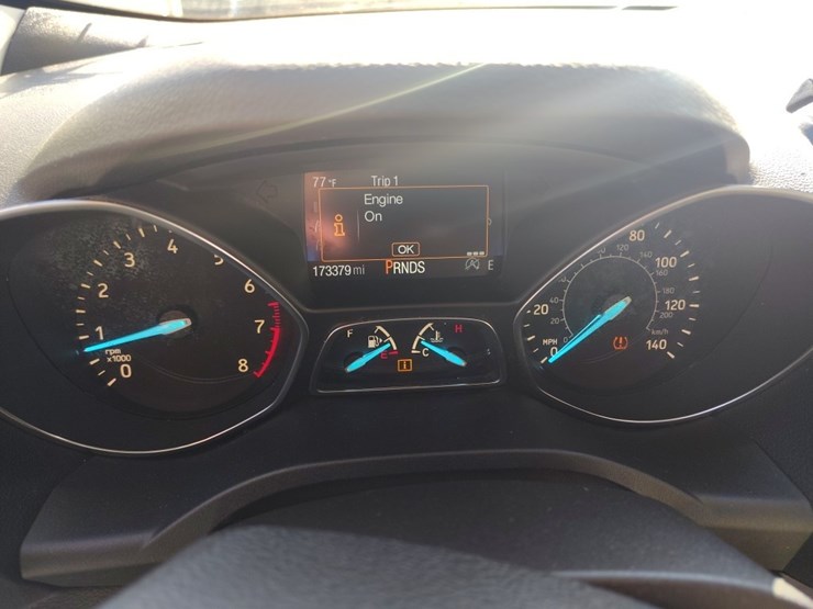 2017-ford-escape-image-8