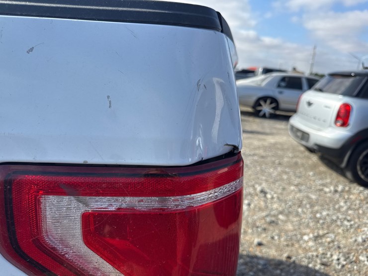 2015-ford-f150-image-8