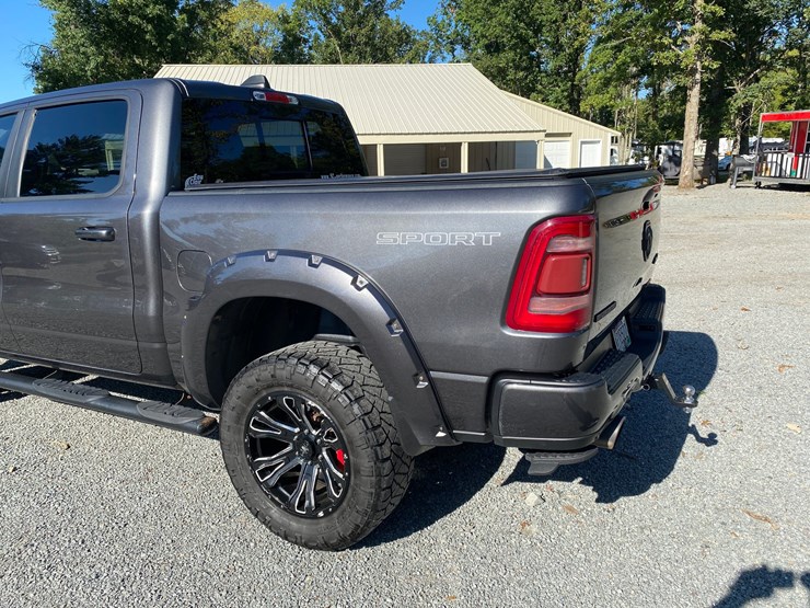 #7082-•-2021-dodge-ram-black-widow-bighorn-sport-(has-wi-title-in-delay)-(holcombe,-wi)-image-26